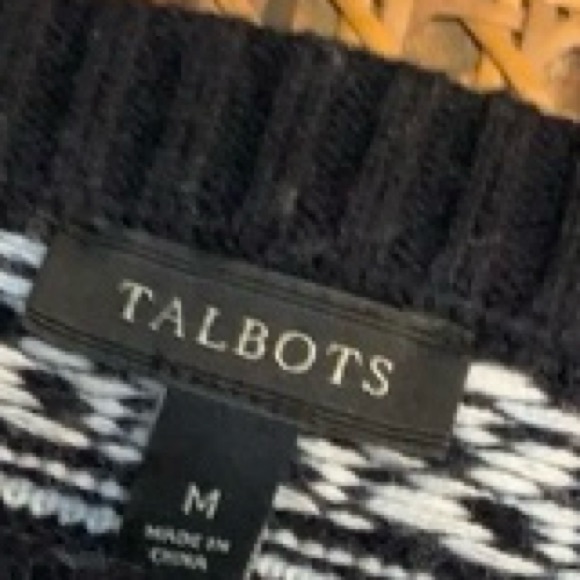 Talbots sweater four knit design on front and back - Picture 8 of 8